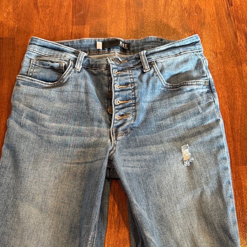 Kut from the Kloth Light Blue Relaxed Jeans